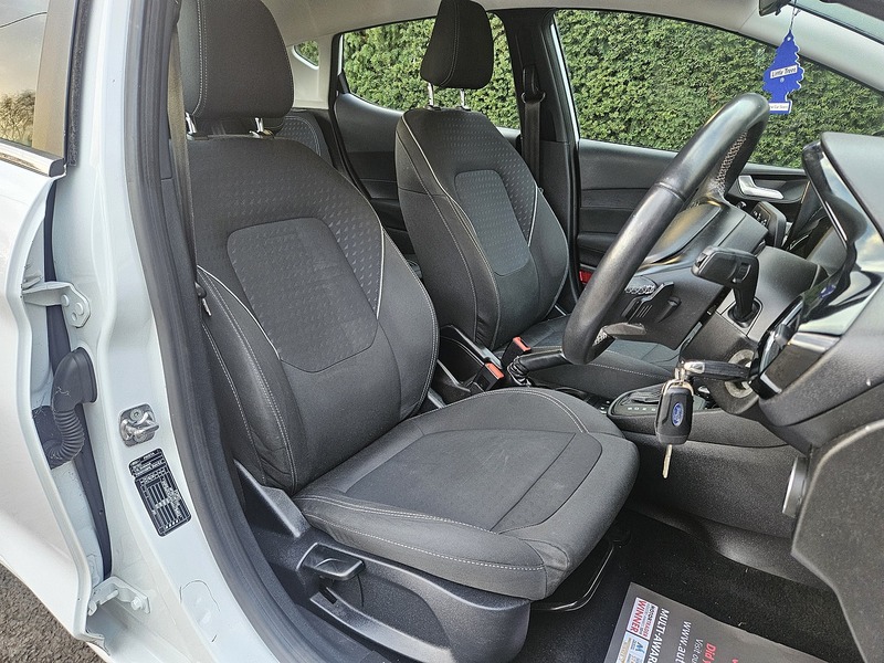 Ford 1.0T EcoBoost Zetec Hatchback 5dr Petrol Auto Euro 6 (s/s) (100 ps)