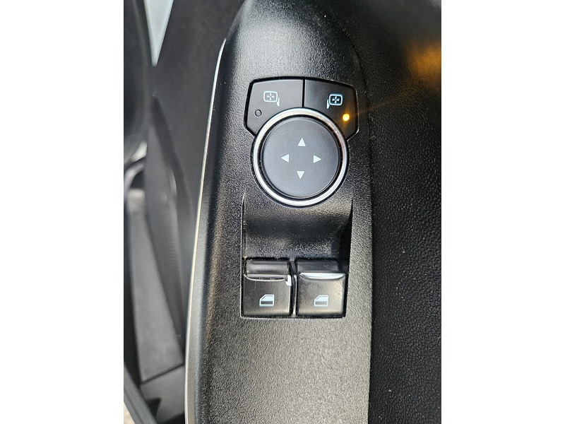 Ford 1.0T EcoBoost Zetec Hatchback 5dr Petrol Auto Euro 6 (s/s) (100 ps)