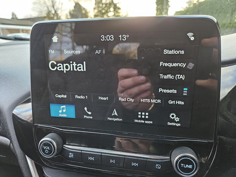 Ford 1.0T EcoBoost Zetec Hatchback 5dr Petrol Auto Euro 6 (s/s) (100 ps)