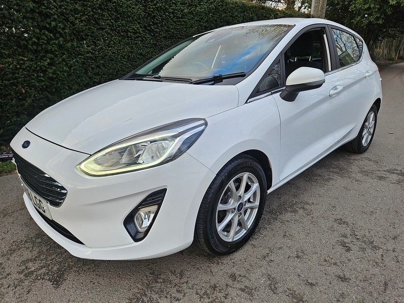 Ford 1.0T EcoBoost Zetec Hatchback 5dr Petrol Auto Euro 6 (s/s) (100 ps)