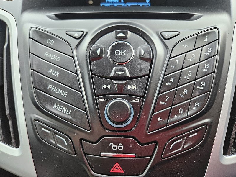 Ford 1.6 Zetec Hatchback 5dr Petrol Manual Euro 5 (105 ps)