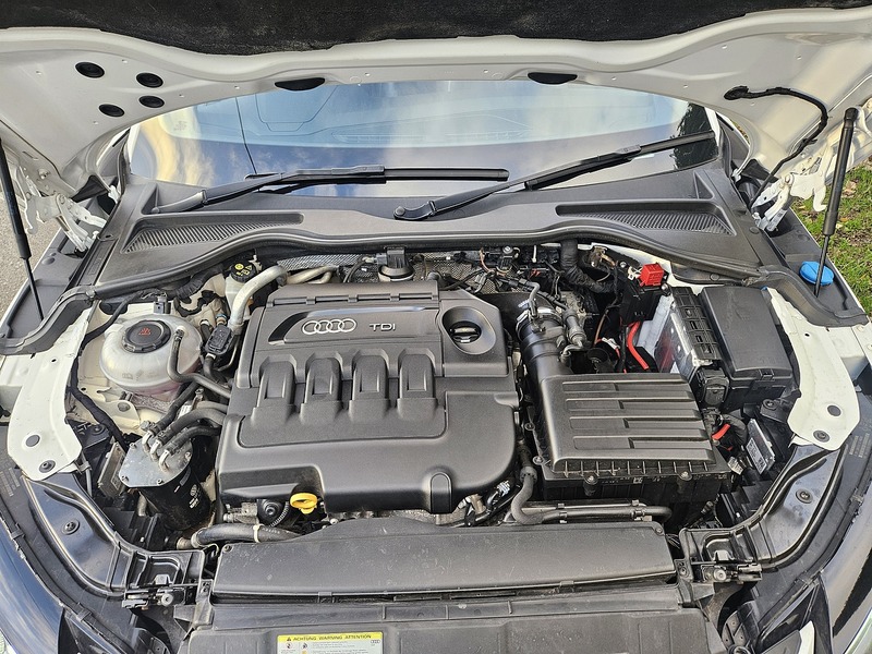 Audi 2.0 TDI Black Edition Coupe 3dr Diesel S Tronic quattro Euro 6 (s/s) (184 ps)