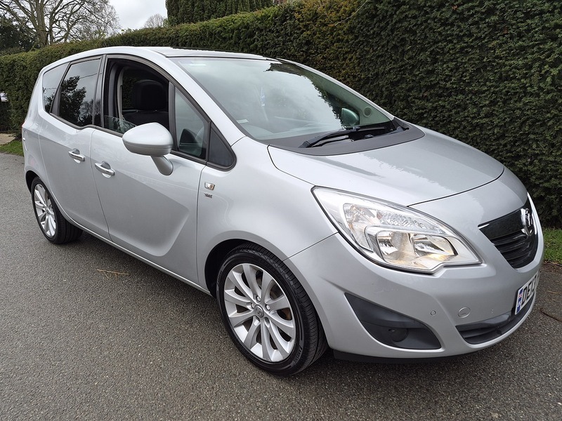 Vauxhall 1.4 16V SE MPV 5dr Petrol Manual Euro 5 (100 ps)