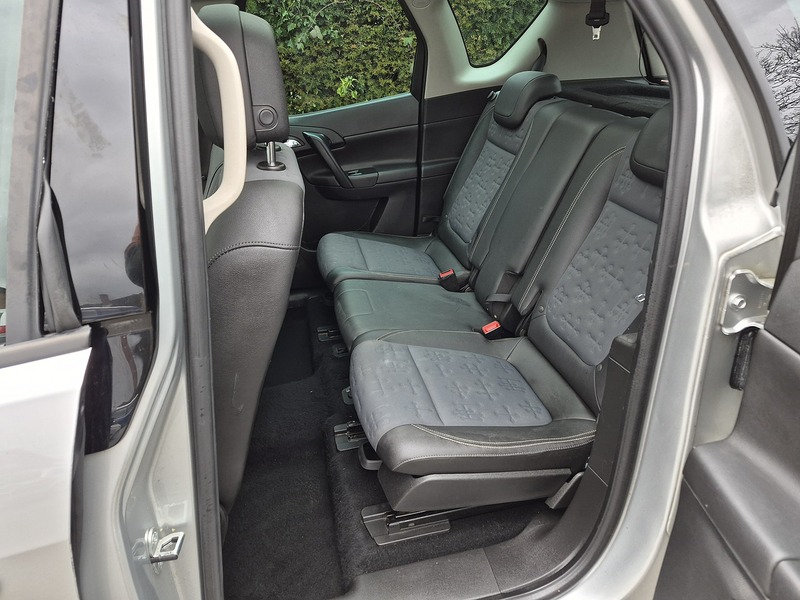 Vauxhall 1.4 16V SE MPV 5dr Petrol Manual Euro 5 (100 ps)