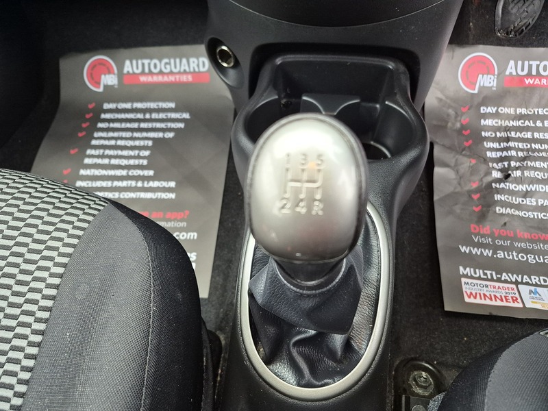 Nissan 1.2 Acenta Hatchback 5dr Petrol Manual Euro 6 (80 ps)