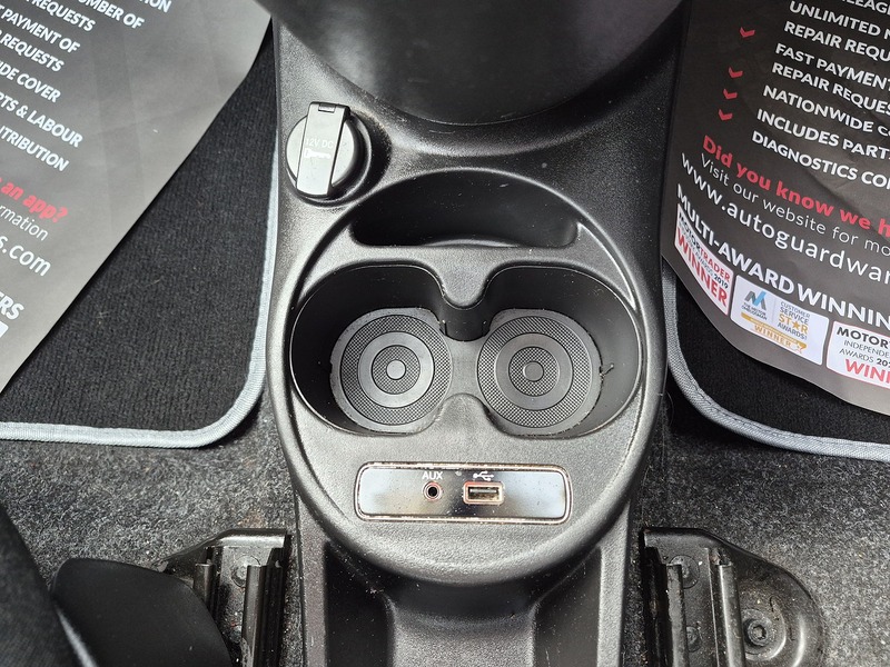 Fiat 1.2 Lounge Hatchback 3dr Petrol Manual Euro 6 (s/s) (69 bhp)