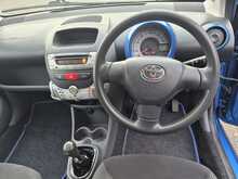 Toyota AYGO VVT-i Blue 