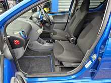 Toyota AYGO VVT-i Blue 