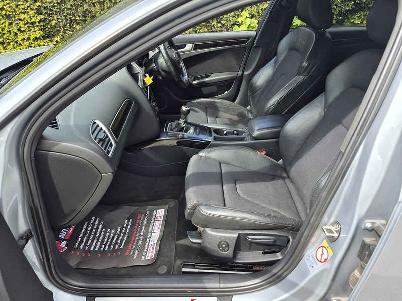 Audi 2.0 TDI Black Edition Estate 5dr Diesel Manual Euro 5 (s/s) (143 ps)