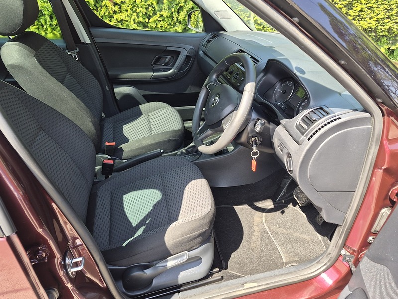 Skoda 1.2 TSI SE MPV 5dr Petrol DSG Euro 5 (105 ps)