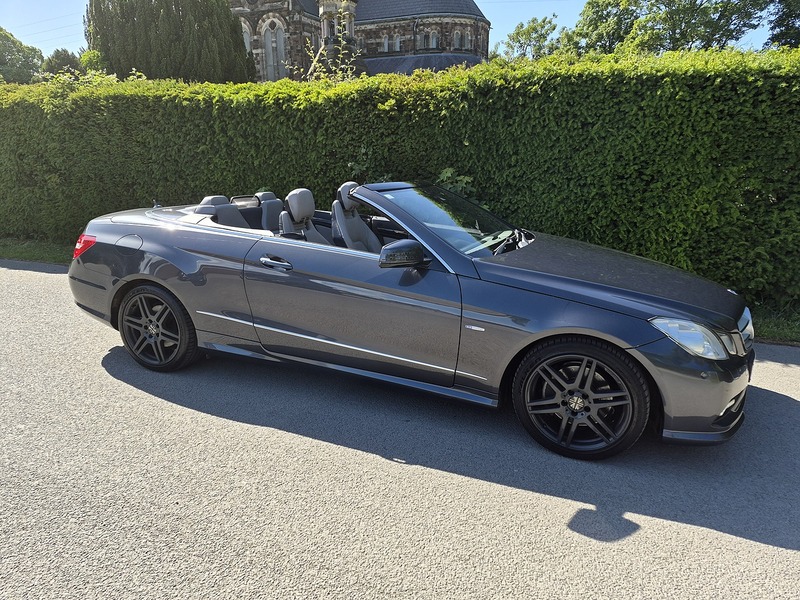 Mercedes-Benz 3.0 E350 CDI V6 BlueEfficiency Sport Cabriolet 2dr Diesel G-Tronic Euro 5 (231 ps)