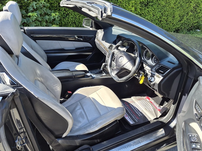 Mercedes-Benz 3.0 E350 CDI V6 BlueEfficiency Sport Cabriolet 2dr Diesel G-Tronic Euro 5 (231 ps)