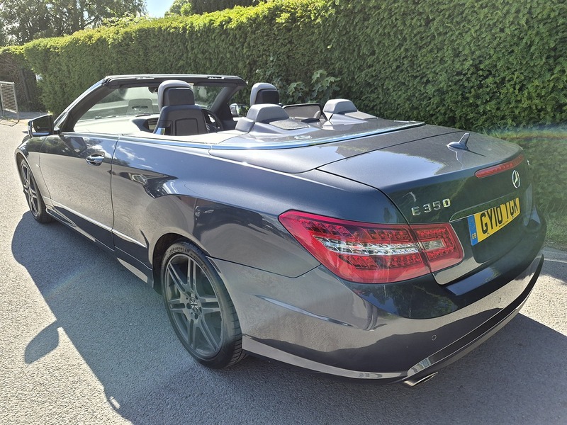 Mercedes-Benz 3.0 E350 CDI V6 BlueEfficiency Sport Cabriolet 2dr Diesel G-Tronic Euro 5 (231 ps)
