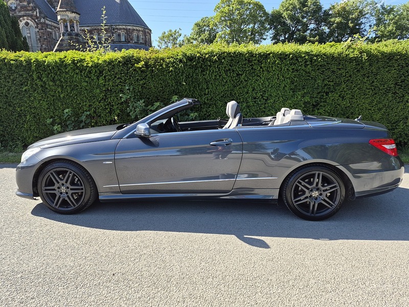 Mercedes-Benz 3.0 E350 CDI V6 BlueEfficiency Sport Cabriolet 2dr Diesel G-Tronic Euro 5 (231 ps)