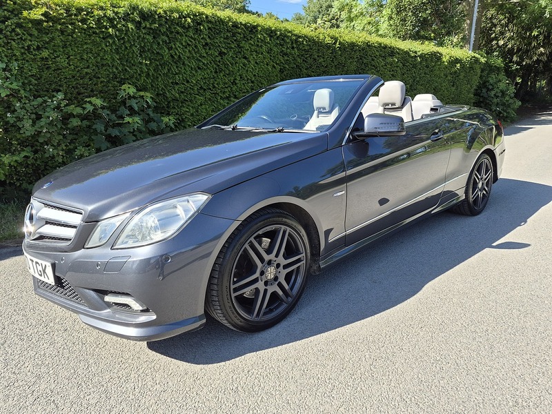 Mercedes-Benz 3.0 E350 CDI V6 BlueEfficiency Sport Cabriolet 2dr Diesel G-Tronic Euro 5 (231 ps)