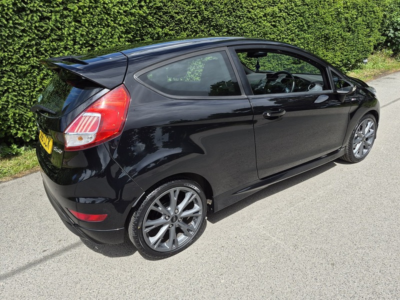 Ford 1.0T EcoBoost ST-Line Hatchback 3dr Petrol Manual Euro 6 (s/s) (100 ps)