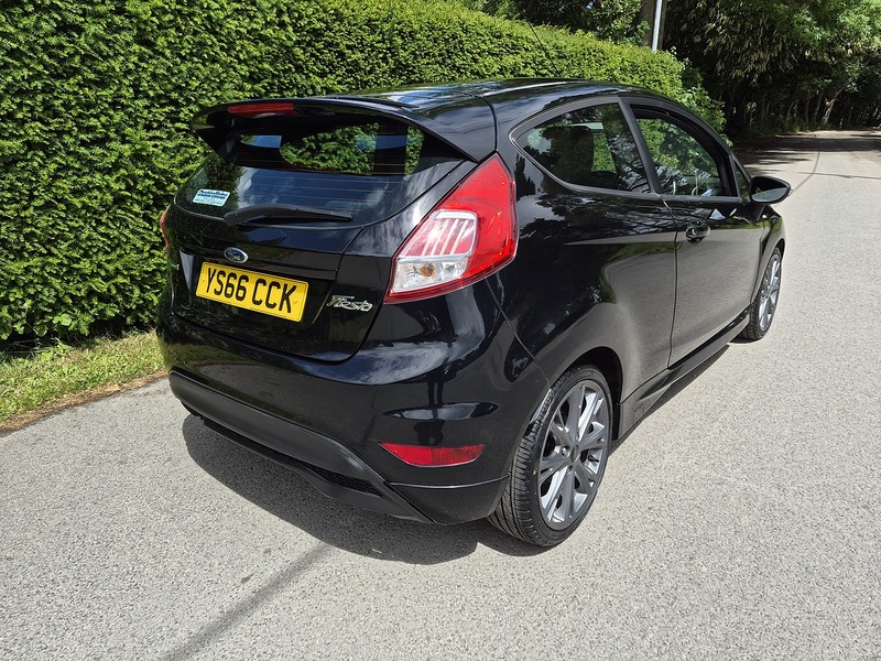 Ford 1.0T EcoBoost ST-Line Hatchback 3dr Petrol Manual Euro 6 (s/s) (100 ps)