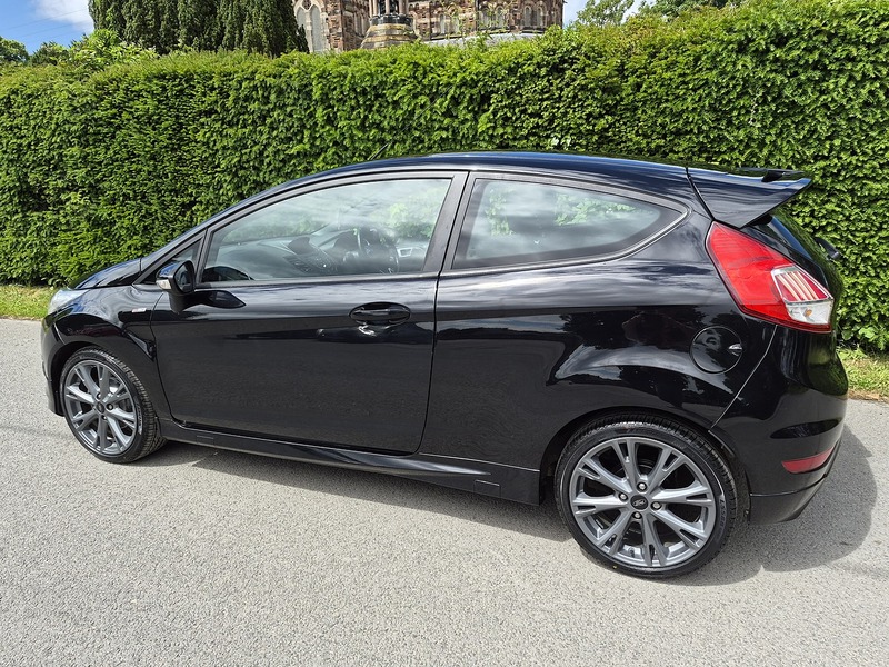 Ford 1.0T EcoBoost ST-Line Hatchback 3dr Petrol Manual Euro 6 (s/s) (100 ps)
