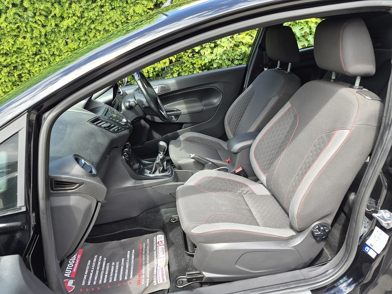 Ford 1.0T EcoBoost ST-Line Hatchback 3dr Petrol Manual Euro 6 (s/s) (100 ps)