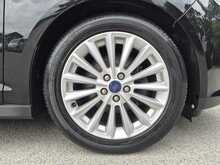 Ford C-Max T EcoBoost Titanium 