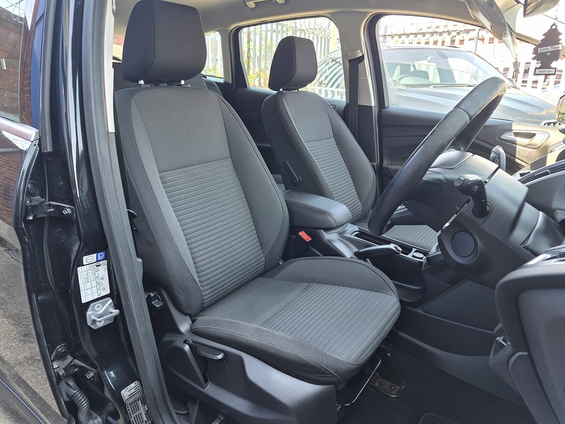 Ford 1.0T EcoBoost Titanium MPV 5dr Petrol Manual Euro 6 (s/s) (125 ps)