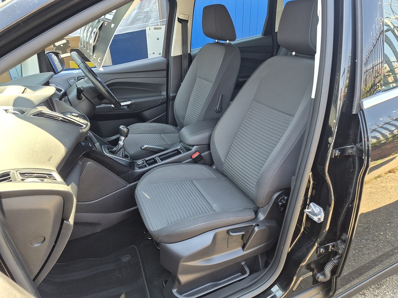 Ford 1.0T EcoBoost Titanium MPV 5dr Petrol Manual Euro 6 (s/s) (125 ps)