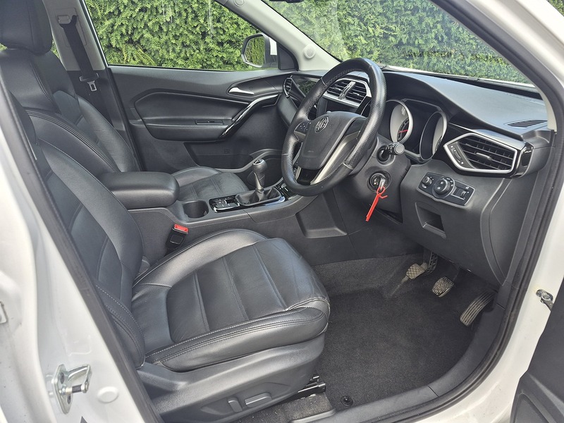 MG 1.5 TGI Exclusive SUV 5dr Petrol Manual Euro 6 (s/s) (160 ps)