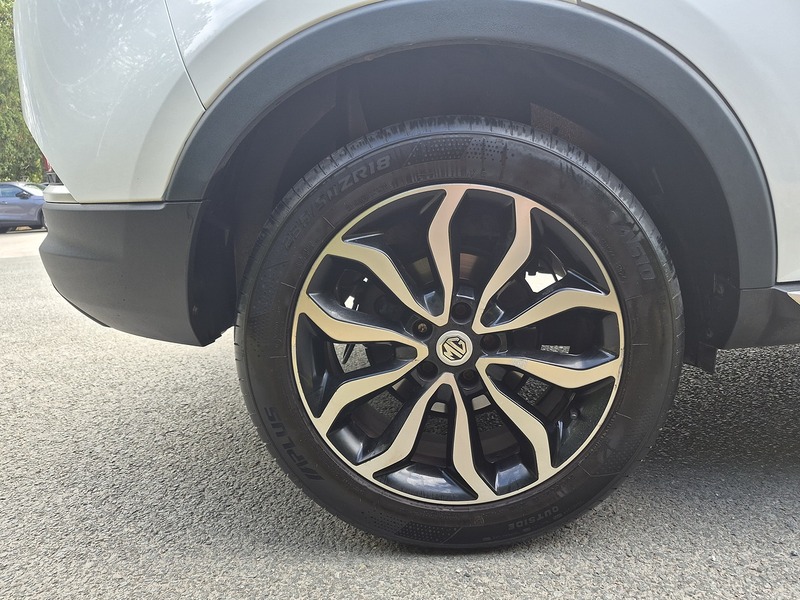 MG 1.5 TGI Exclusive SUV 5dr Petrol Manual Euro 6 (s/s) (160 ps)