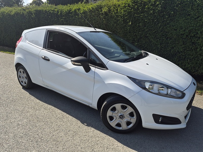 Ford 1.6 TDCi ECOnetic II Panel Van 3dr Diesel Manual (87 g/km, 94 bhp)
