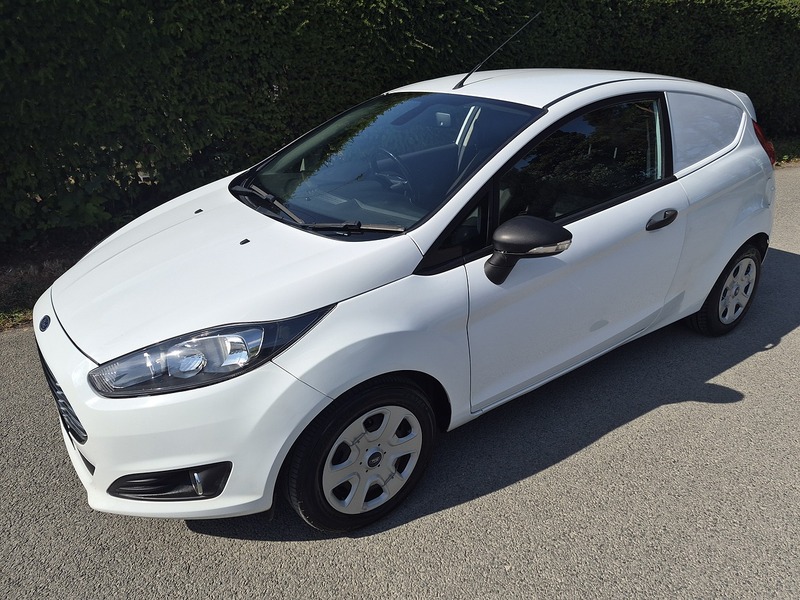 Ford 1.6 TDCi ECOnetic II Panel Van 3dr Diesel Manual (87 g/km, 94 bhp)