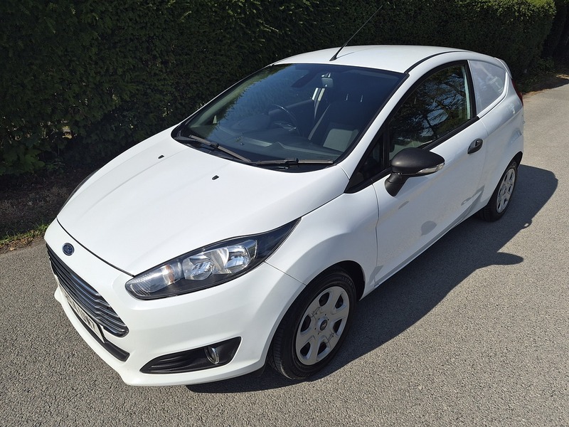 Ford 1.6 TDCi ECOnetic II Panel Van 3dr Diesel Manual (87 g/km, 94 bhp)