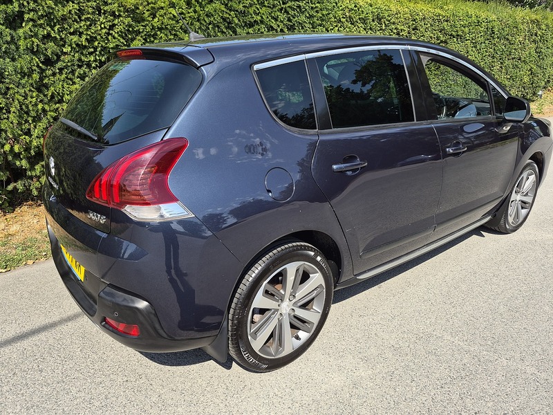 Peugeot 1.6 HDi Allure SUV 5dr Diesel Manual Euro 5 (115 ps)