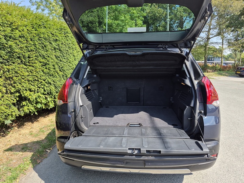 Peugeot 1.6 HDi Allure SUV 5dr Diesel Manual Euro 5 (115 ps)