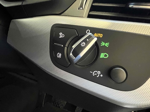 2.0 TDI 35 Technik Estate 5dr Diesel S Tronic Euro 6 (s/s) (163 ps)