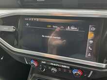 Audi Q3 TFSI CoD S line 