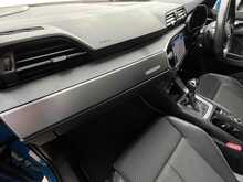 Audi Q3 TFSI CoD S line 