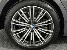 BMW 3 Series 330e M Sport 