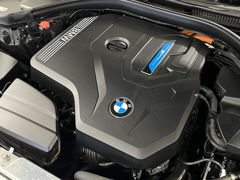 2.0 330e 12kWh M Sport Saloon 4dr Petrol Plug-in Hybrid Auto Euro 6 (s/s) (292 ps)