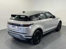 Land Rover Range Rover Evoque P300e SE 