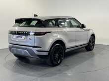 Land Rover Range Rover Evoque P300e SE 