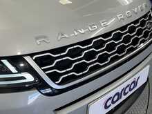 Land Rover Range Rover Evoque P300e SE 