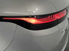 Land Rover Range Rover Evoque P300e SE 