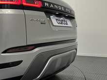 Land Rover Range Rover Evoque P300e SE 