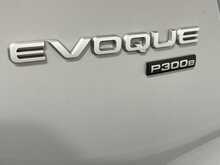 Land Rover Range Rover Evoque P300e SE 