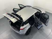 Land Rover Range Rover Evoque P300e SE 