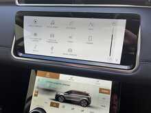 Land Rover Range Rover Evoque P300e SE 