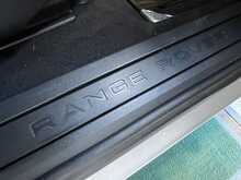 Land Rover Range Rover Evoque P300e SE 