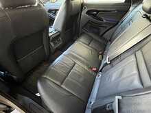 Land Rover Range Rover Evoque P300e SE 