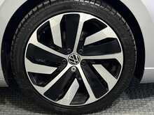 Volkswagen Arteon TSI R-Line 