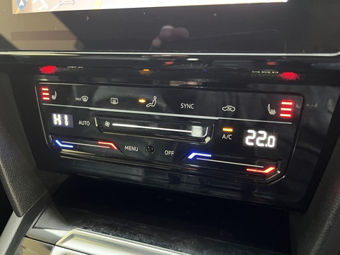 2.0 TSI R-Line Fastback 5dr Petrol DSG Euro 6 (s/s) (190 ps)